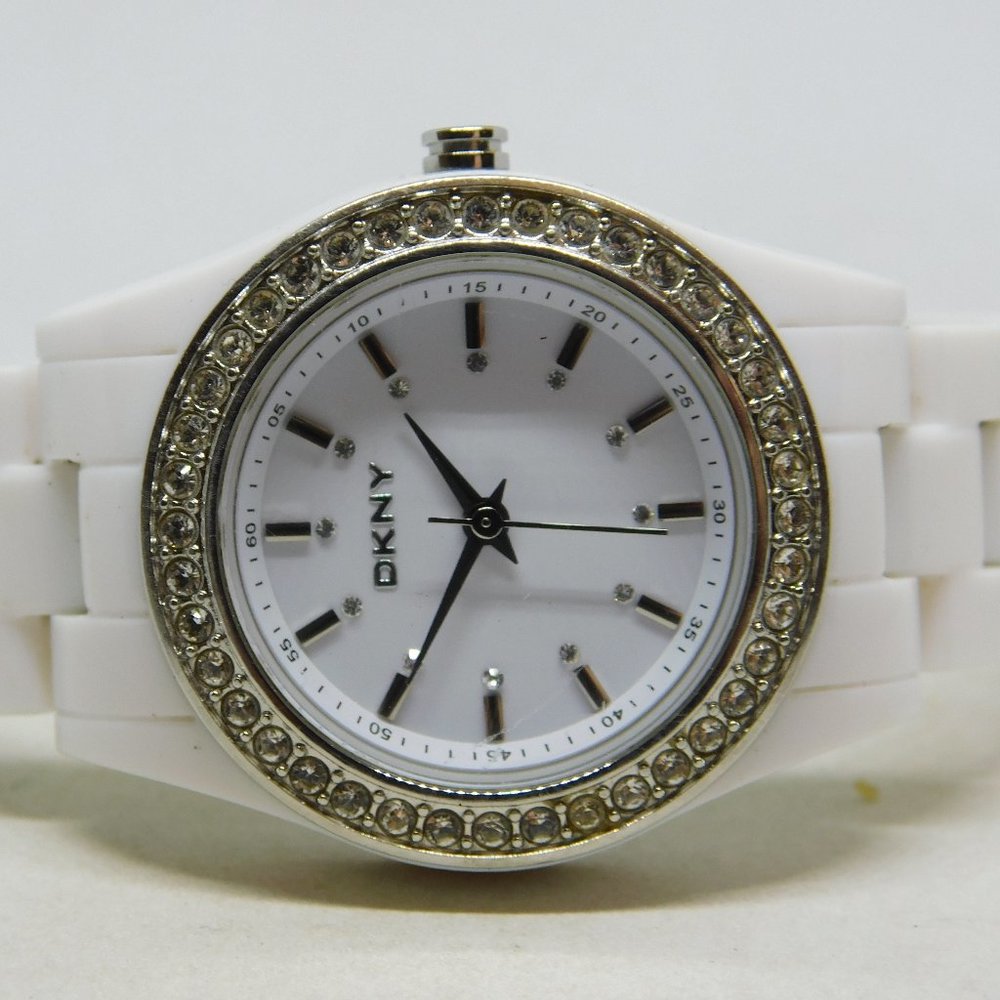 DKNY Quartz Analog Women's Watch